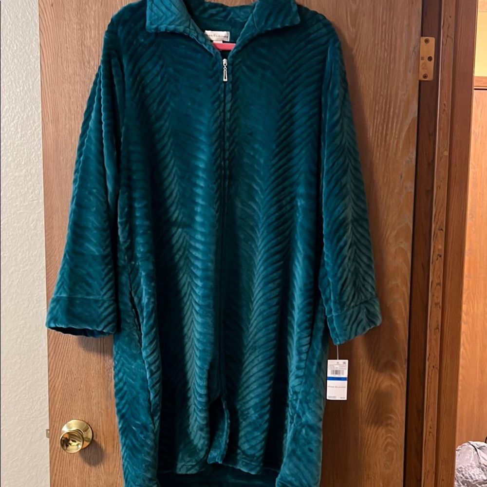 Teal Zip-Up Fleece Robe